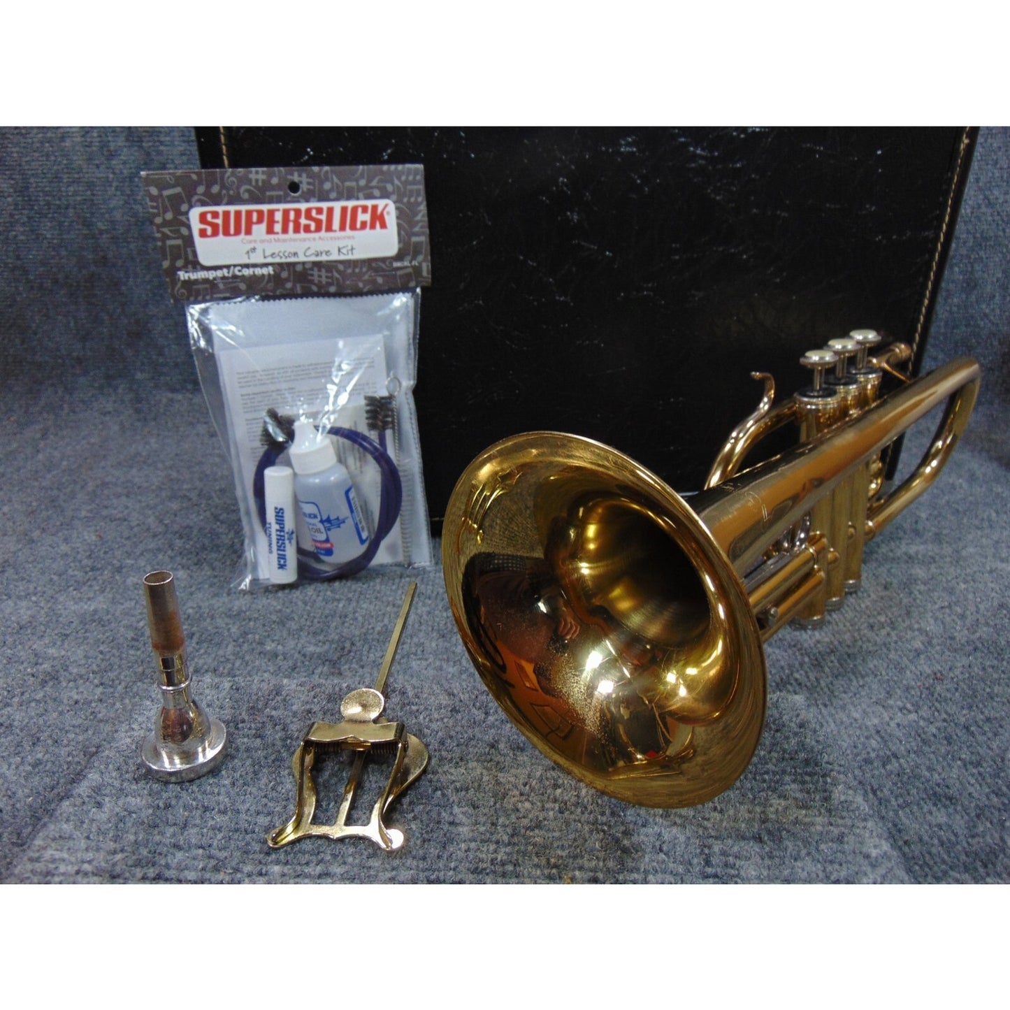 Holton Bb Cornet READY TO PLAY for Beginner Student With Mouthpiece & Care Kit