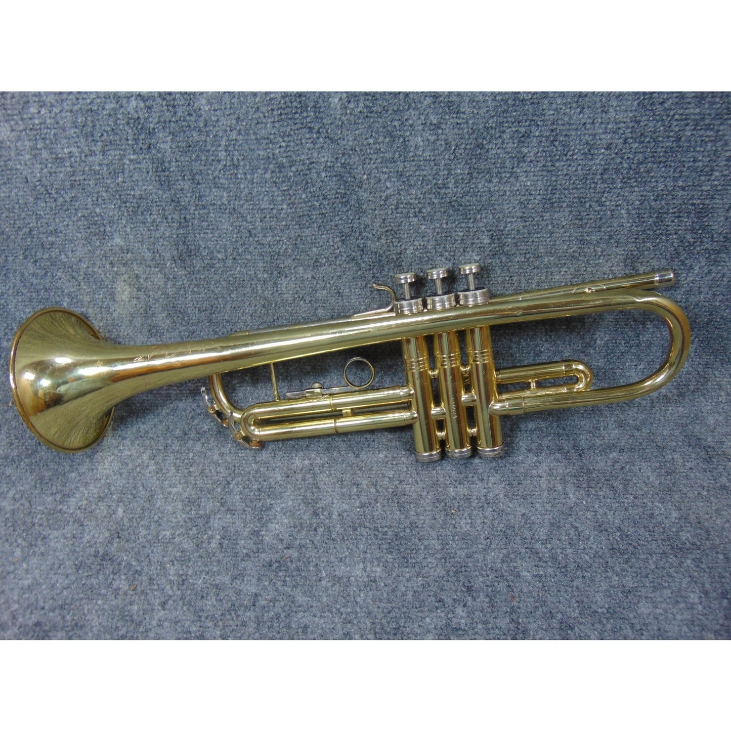 Conn Director Bb Trumpet READY TO PLAY Beginner Student Mouthpiece Care Kit