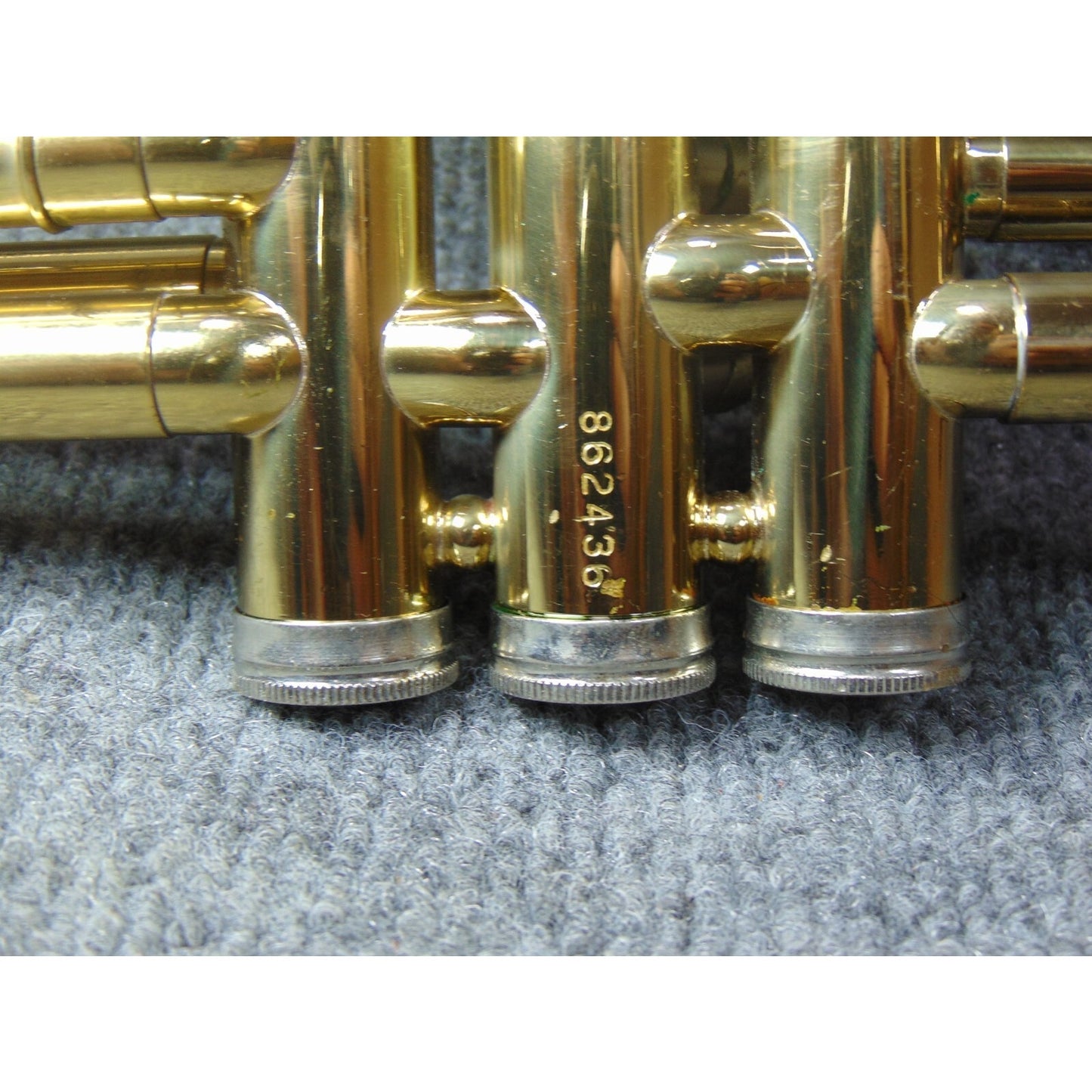 Holton Beginner Student Trumpet Ready to Play Case, Mouthpiece & Care Kit