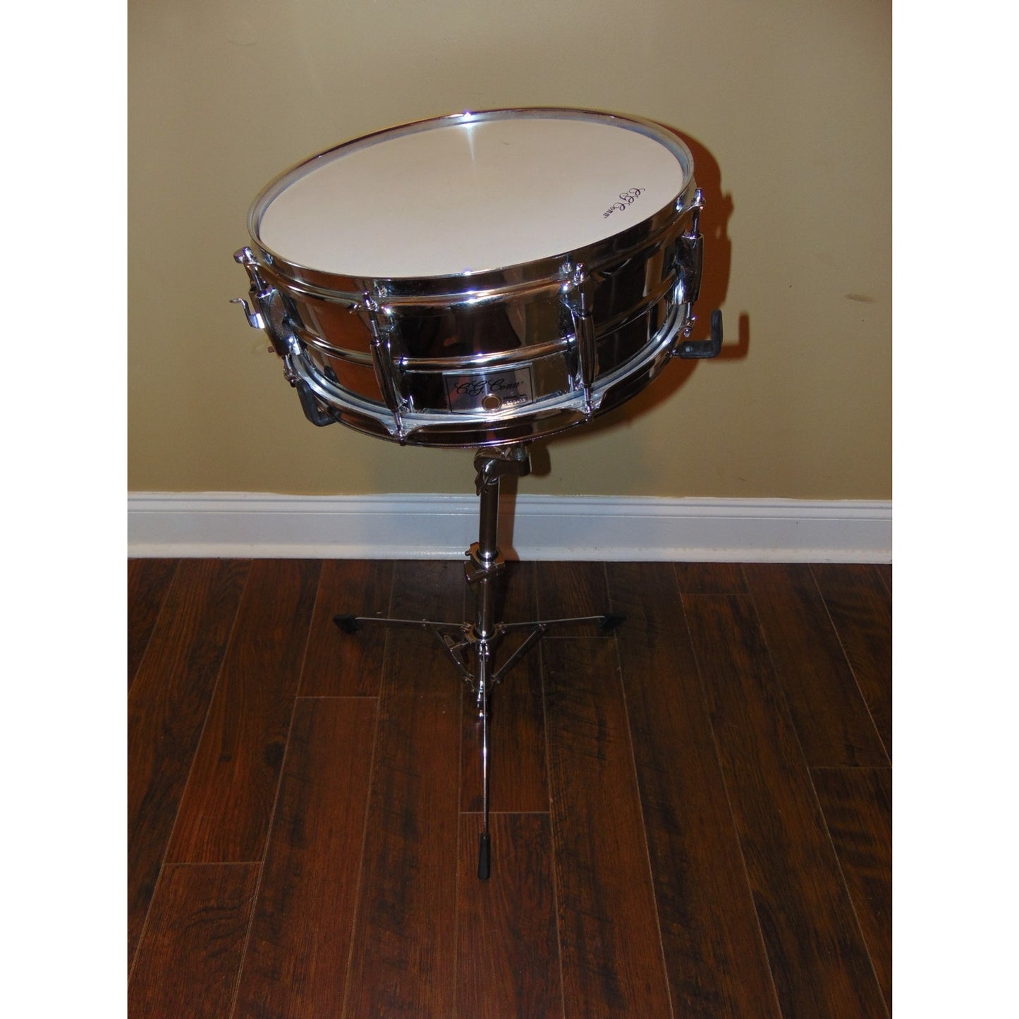 Conn Snare Drum READY TO PLAY Beginning Band Student Case Sticks Stand